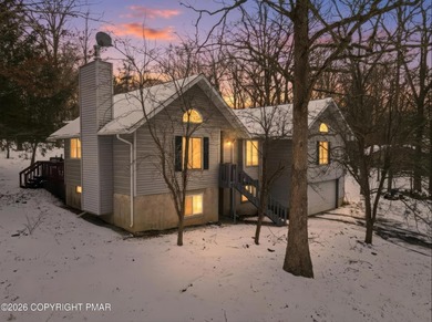 (private lake, pond, coastal) Home Sale Pending in East Stroudsburg Pennsylvania