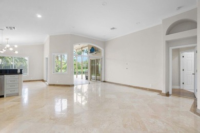 Welcome to The Harbors at Riverglen! This beautifully maintained - photo 10