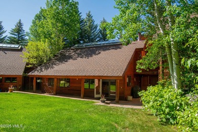 Unusual opportunity to purchase a family compound situated on a - photo 23