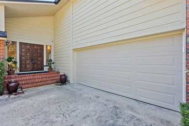 A rare opportunity to own a home in Riverview landings! Located - photo 5