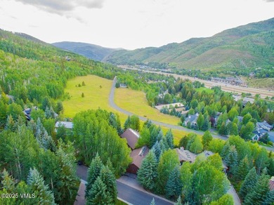 Unusual opportunity to purchase a family compound situated on a - photo 30