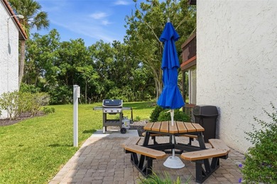 Enjoy the coastal Sarasota lifestyle just minutes from - photo 31