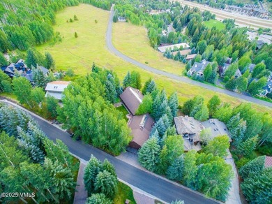 Unusual opportunity to purchase a family compound situated on a - photo 31