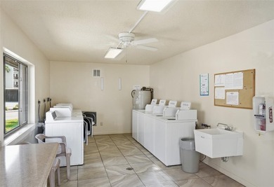 Enjoy the coastal Sarasota lifestyle just minutes from - photo 33