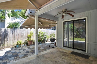 Ready to move in .The home features a spacious open floor plan - photo 33