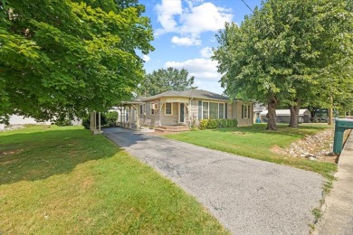 Lake Home For Sale in Livingston, Tennessee