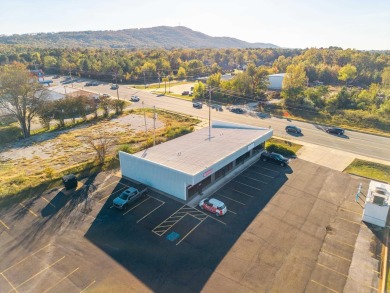 Back building offers over 7800 sq ft of open space. It is