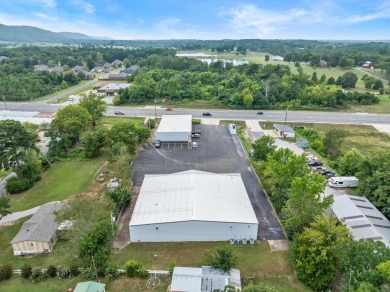 Back building offers over 7800 sq ft of open space. It is