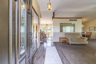 FISH, BOAT, GOLF AND VACATION AT HOME IN THIS SPACIOUS QUAD - photo 9