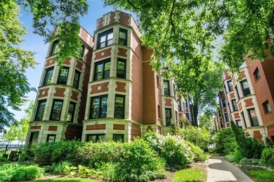 Lake Michigan - Cook County Condo For Sale in Chicago Illinois