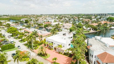 Discover this distinctive waterfront quadruplex in the Bel Lido - photo 3