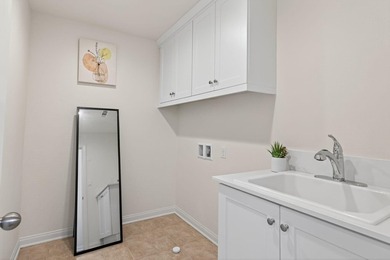 Modern Coastal Living in Ventura's Solana Heights. Discover the - photo 19