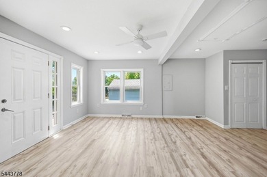 Welcome To This Charming 2 Bedroom Home In Upper Greenwood Lake! - photo 3