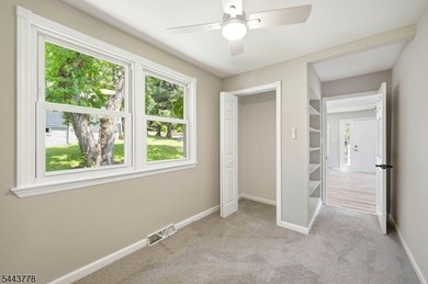 Welcome To This Charming 2 Bedroom Home In Upper Greenwood Lake! - photo 10