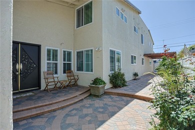 TWO UNITS! Great rental opportunity! Surf City Versatility! - photo 9