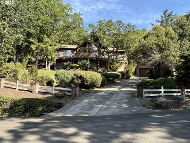 North Umpqua River Home For Sale in Winchester Oregon