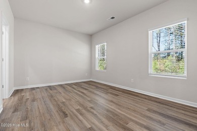 Welcome to the exceptional, beautifully appointed Escape floor - photo 14