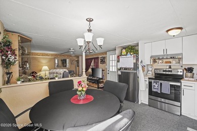 Charming two-bedroom modular home in desirable Port Malabar - photo 17