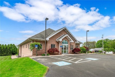 Prime office space available for sale or lease in Neshannock - photo 2