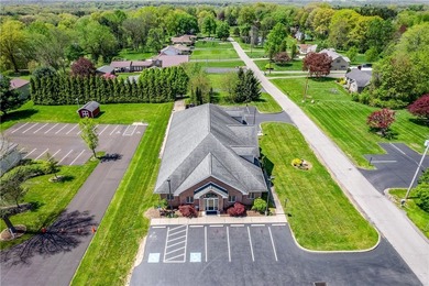 Prime office space available for sale or lease in Neshannock - photo 8