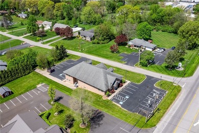 Prime office space available for sale or lease in Neshannock - photo 10