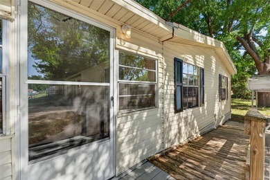 Virtually Staged. BACK ON MARKET - NEW PRICE! International - photo 6