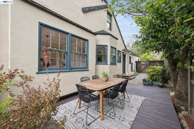 Storybook Montclair Living with Sweeping Bay Views and Rare - photo 22