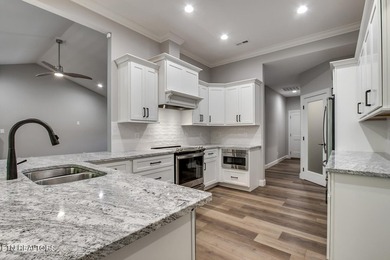 Welcome to 312 Elokwa Lane in the vibrant community of Tellico - photo 24