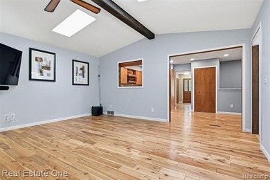 Beautifully situated on nearly half an acre, this inviting home - photo 4
