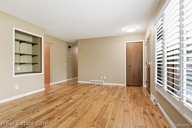 Beautifully situated on nearly half an acre, this inviting home - photo 8