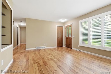Beautifully situated on nearly half an acre, this inviting home - photo 9