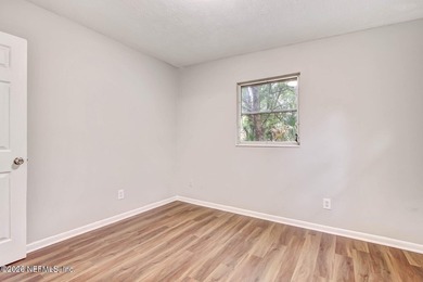 Welcome to 3302 Dignan Street, Jacksonville, FL -- a charming - photo 5