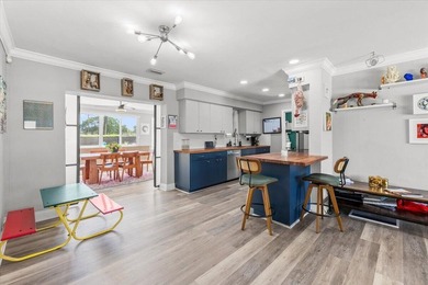 Beautiful Fort Lauderdale home, with a brand new roof. Centrally - photo 9