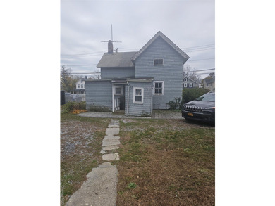 Settle Estate. Home needs updatinges with a second lot. 45A - photo 2