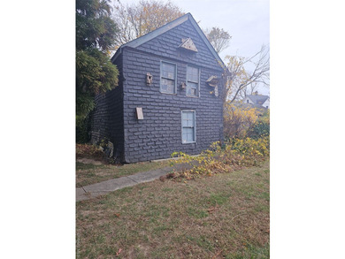 Settle Estate. Home needs updatinges with a second lot. 45A - photo 5