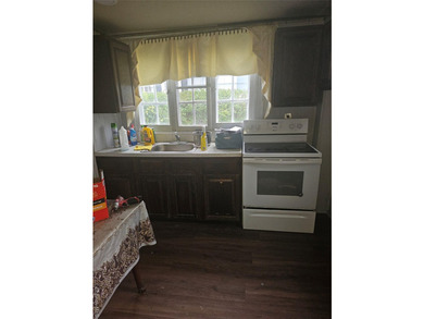 Settle Estate. Home needs updatinges with a second lot. 45A - photo 6