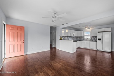 BEST PRICE EVER!!!! NOW JUST $699,500!!! RARELY AVAILABLE!! Cute - photo 13