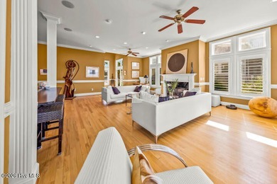 This amazingly luxurious three-bedroom townhome is set for - photo 15