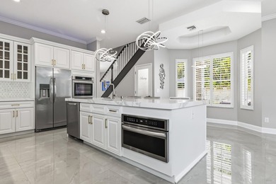 Welcome to The Versalles, one of the most desirable models in - photo 20