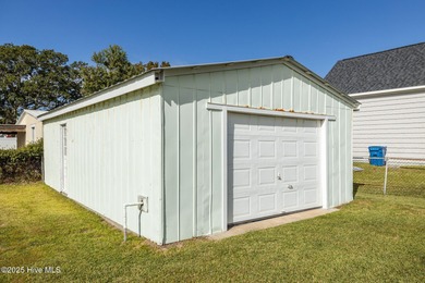 BEST PRICE EVER!!!! NOW JUST $699,500!!! RARELY AVAILABLE!! Cute - photo 29