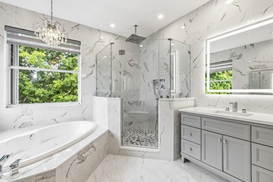 Welcome to The Versalles, one of the most desirable models in - photo 35