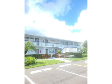 Lake Condo For Sale in Deerfield Beach, Florida
