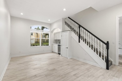 Welcome to The Versalles, one of the most desirable models in - photo 46