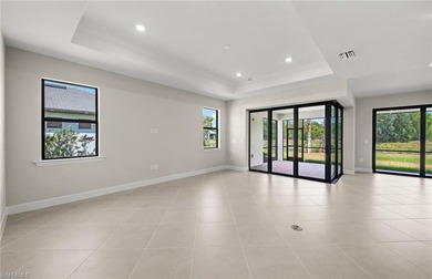 This stunning Mystique Home on the Golf Course features 3 - photo 15