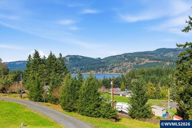 FOSTER LAKE VIEW opportunity! 50x70 RV Sized shop with 3 - 14x14 - photo 6