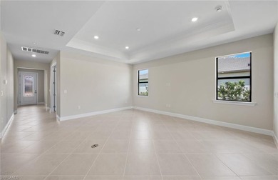 This stunning Mystique Home on the Golf Course features 3 - photo 18