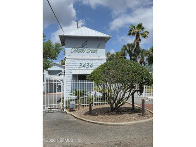 Welcome to this beautifully spacious 3-bedroom, 2-bath - photo 2