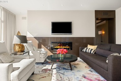 A rare opportunity to own a truly unique residence at The Encore - photo 3