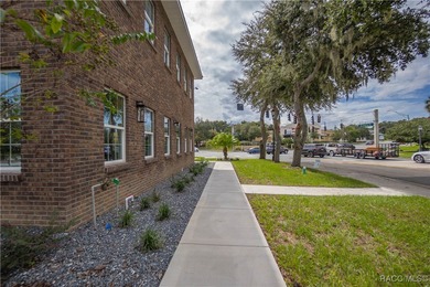 Rare opportunity to own a prime commercial building in the heart - photo 4