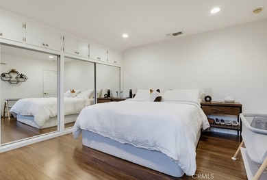 Located in the desirable and beautiful neighborhood of the - photo 25